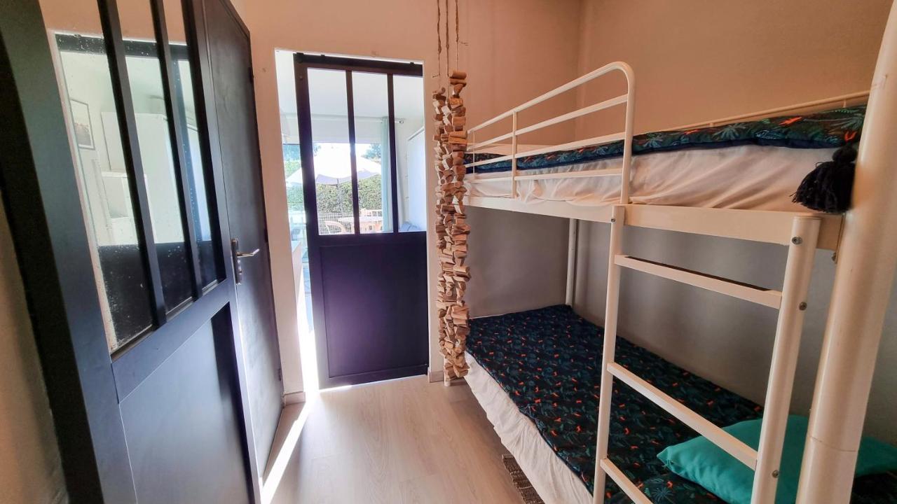 A 500 M Bord De Mer Giens Йер Экстерьер фото